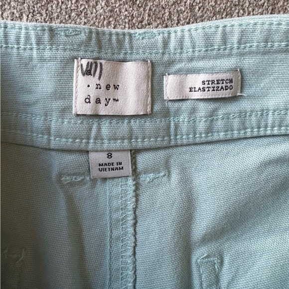 NWT A New Day Mint Green High-Rise Stretch Utility Shorts Size 8 - Picture 7 of 9